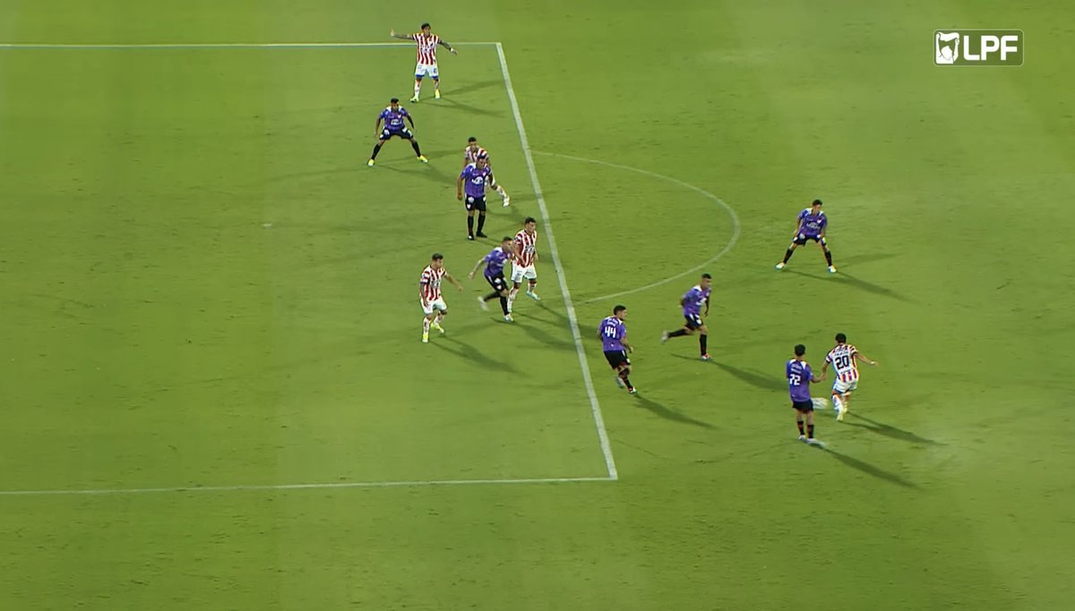 alvaropereyraa's tweet photo. Errores que se repiten en #Instituto. Igual que contra Unión, Sosa vuelve a habilitar en el gol de Boca. Acá el antecedente. Detalles que definen partidos. https://t.co/qmY94X9f34