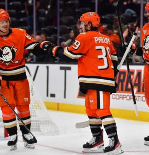 𝙃𝙚𝙡𝙢𝙚𝙩 𝘼𝙙𝙙𝙞𝙘𝙩 tweet media