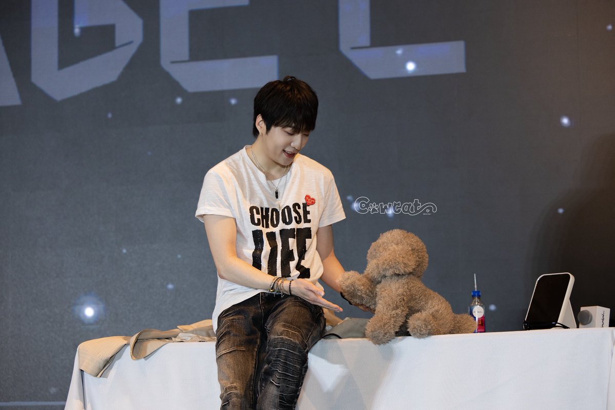 260322 팬사인회 광저우 广州

토르아빠

#강승윤 #KANGSEUNGYOON #WINNER  #위너