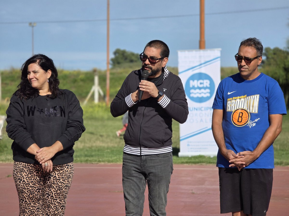 rodrigo_arist's tweet photo. Esta mañana estuvimos acompañando la jornada “Mujeres, salud y deporte” 💪✨

La verdad que se armó algo muy lindo, con mucha participación de vecinas que se acercaron a compartir, moverse y disfrutar de las distintas actividades 🙌

Está buenísimo poder generar estos espacios, donde se mezcla el deporte, la salud y el encuentro

Gracias a todos los que se acercaron y fueron parte de la jornada 🩵