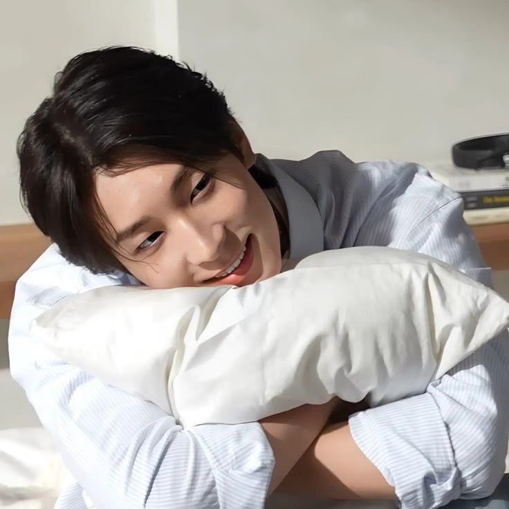 𝒎𝒐𝒐𝒏 | 99.9% 🐈‍⬛ tweet media