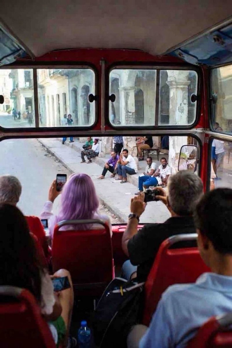 Carlos E. González tweet media