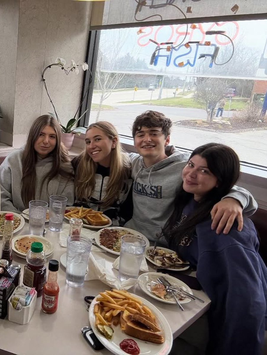 🦇༉‧₊˚. tweet media