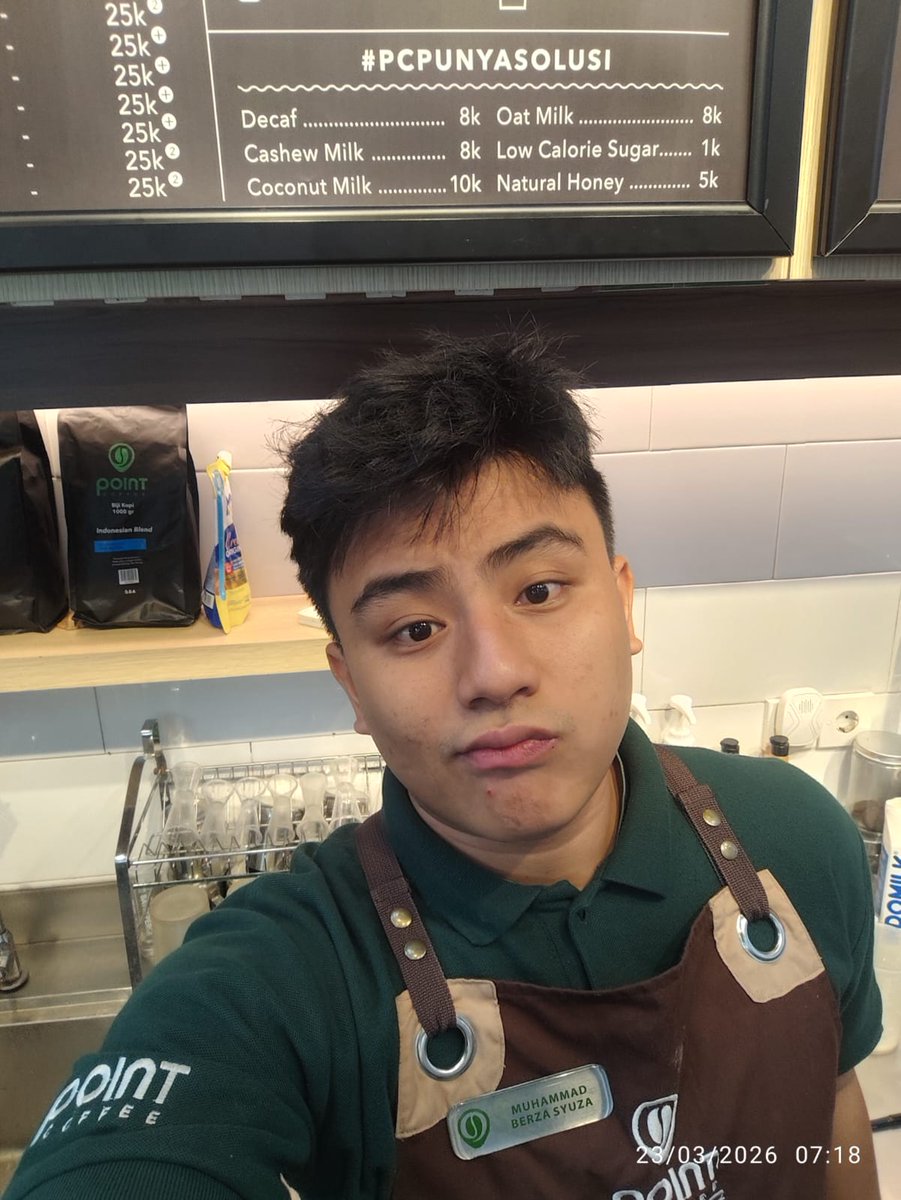 bearzaaa tweet media