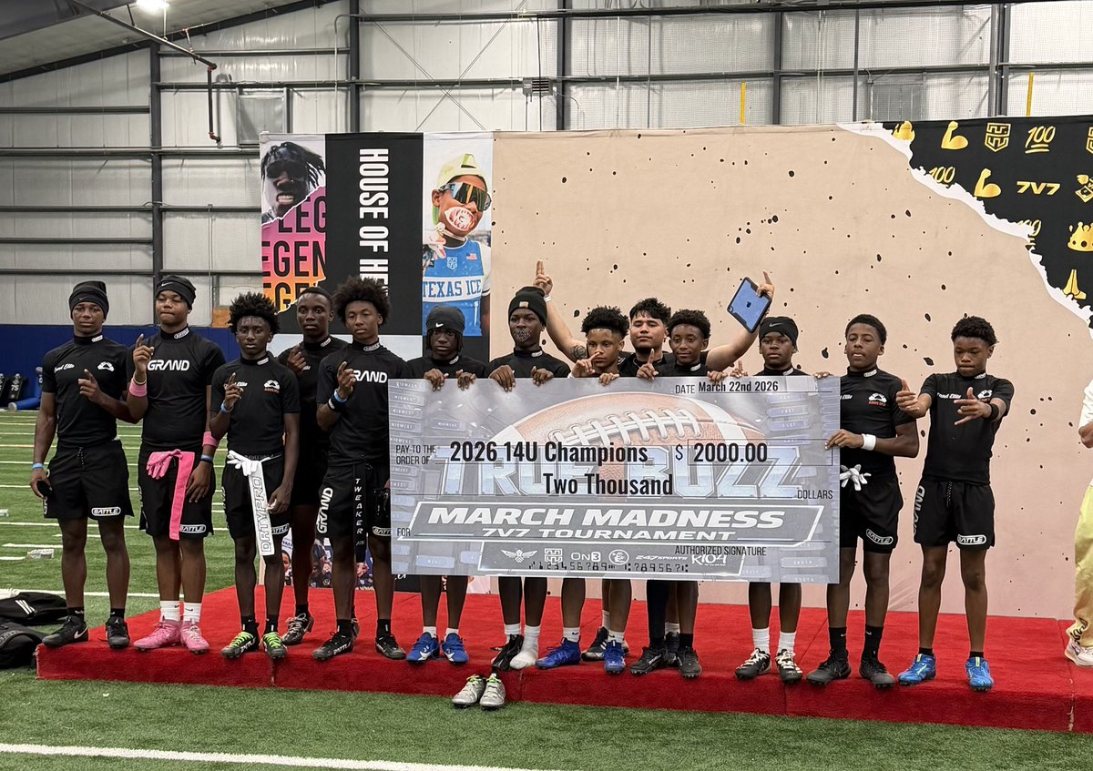 Cam Johnson-Hitchens⭐️⭐️⭐️⭐️⭐️ tweet media