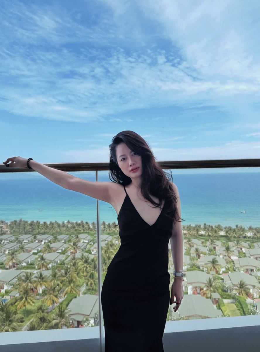 Con chó Cái Lồn To (Huyền Anh) tweet media