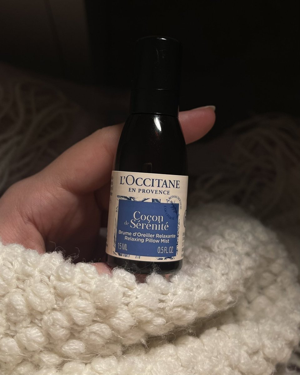 Floating in Reverie tweet media