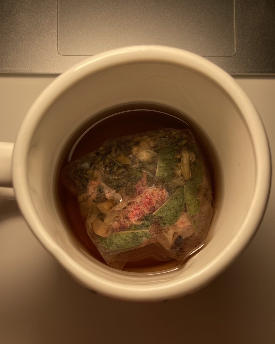 Floating in Reverie tweet media