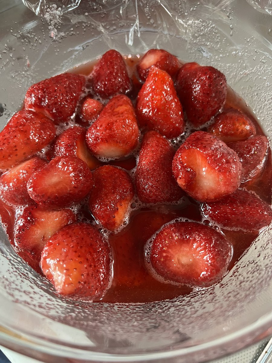 𝒮𝐼𝒟𝐸 tweet media