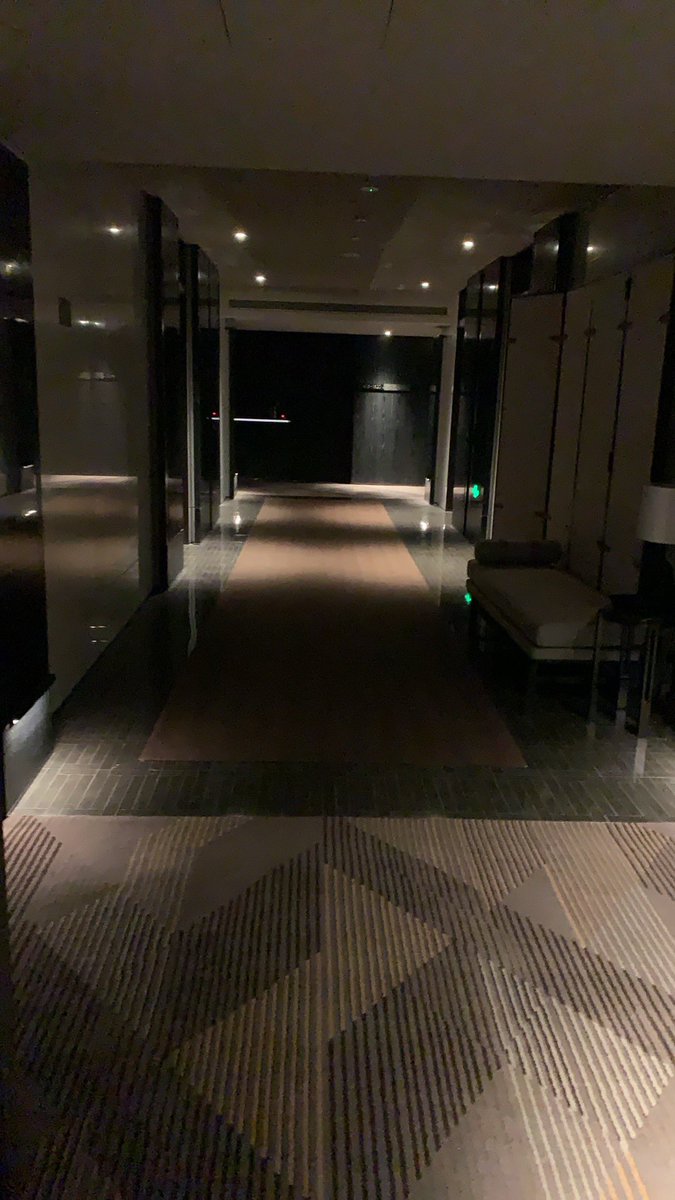 VCOOXX's tweet photo. 上海夫妻 年龄 39。39 身高 185170。工作 稳定。寻找上海夫妻。年龄 45 以下。 寻找夫妻 https://t.co/cxgFWHa370
