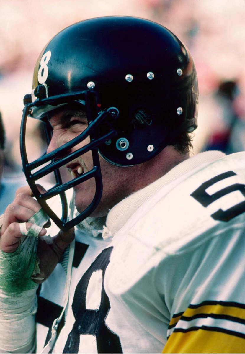 Football’s Greatest Moments tweet media