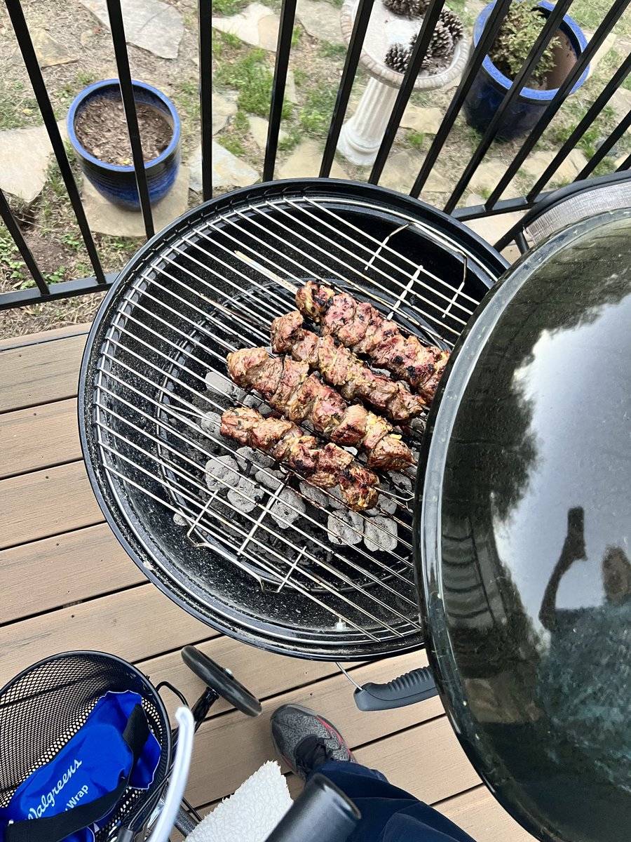 Gail Alfar tweet media