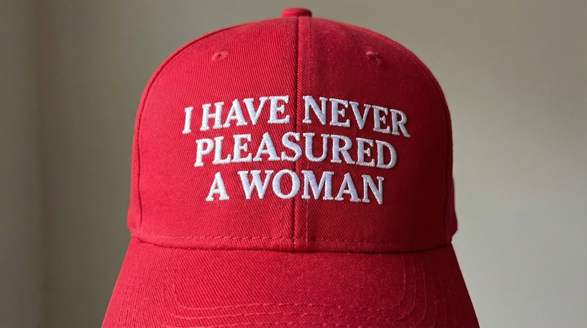 Raven ShitzOnTrump tweet media