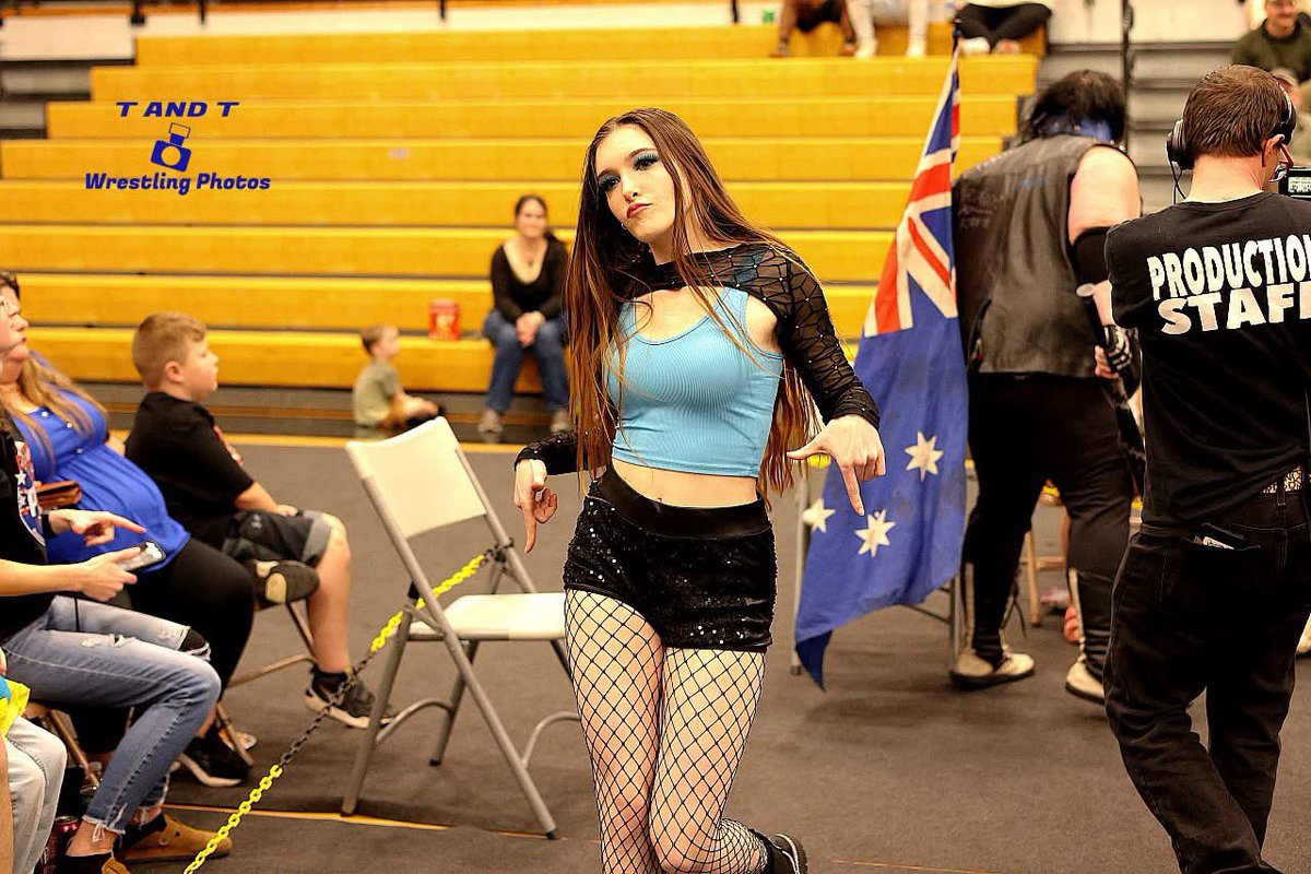 Riley Matthews tweet media