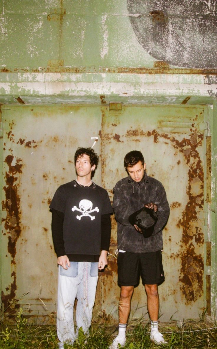 |-/prizilª/ 👽 tweet media