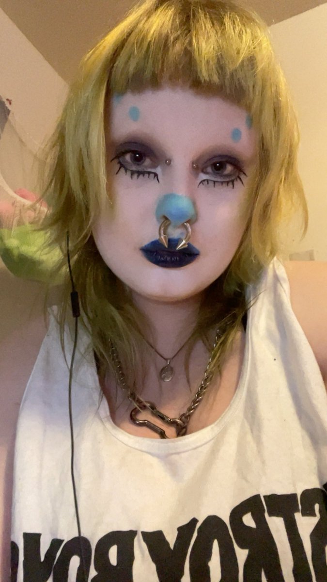 Lvr! HE/IT tweet media