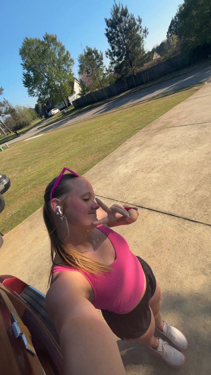 Riley Hubbard tweet media