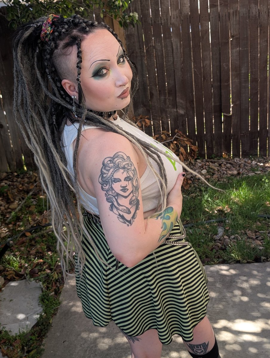 Abadon_X tweet media