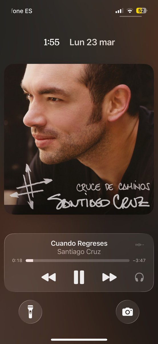 Valentinaaaaa55's tweet photo. Siempre habrá una canción.. https://t.co/FoFEs51UFl