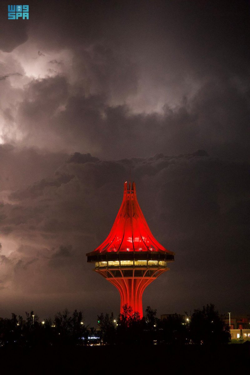 كاريزما الخرج tweet media