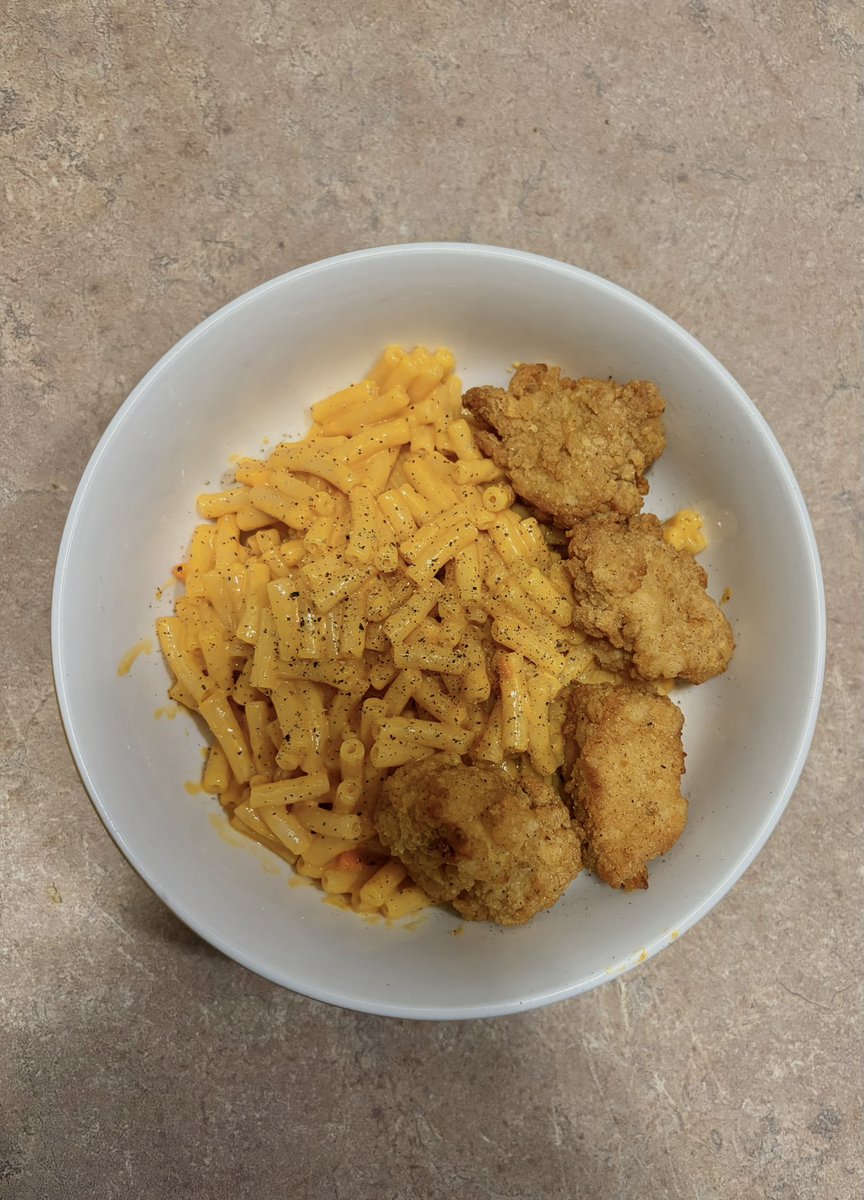 °❀lynnie tweet media