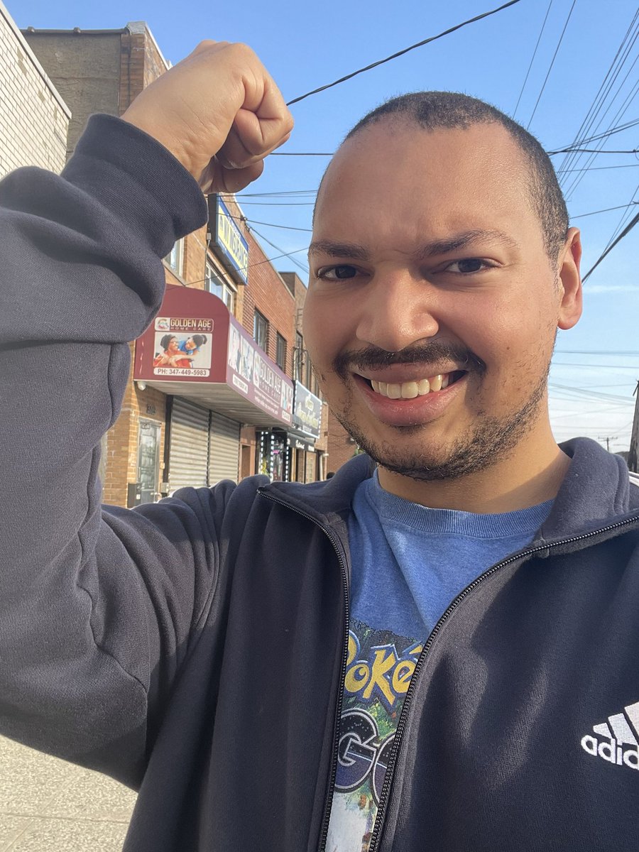 RobertoTheLBG's tweet photo. As a wise man once said, “I don’t age up, I level up!” Well, today, I have leveled up to 31! #happybirthday https://t.co/23fv3CY8qd