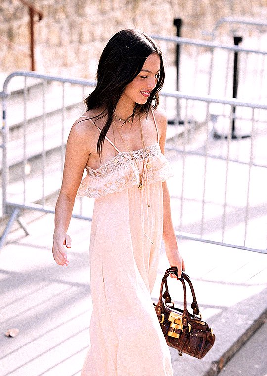 𝐦𝐣 tweet media