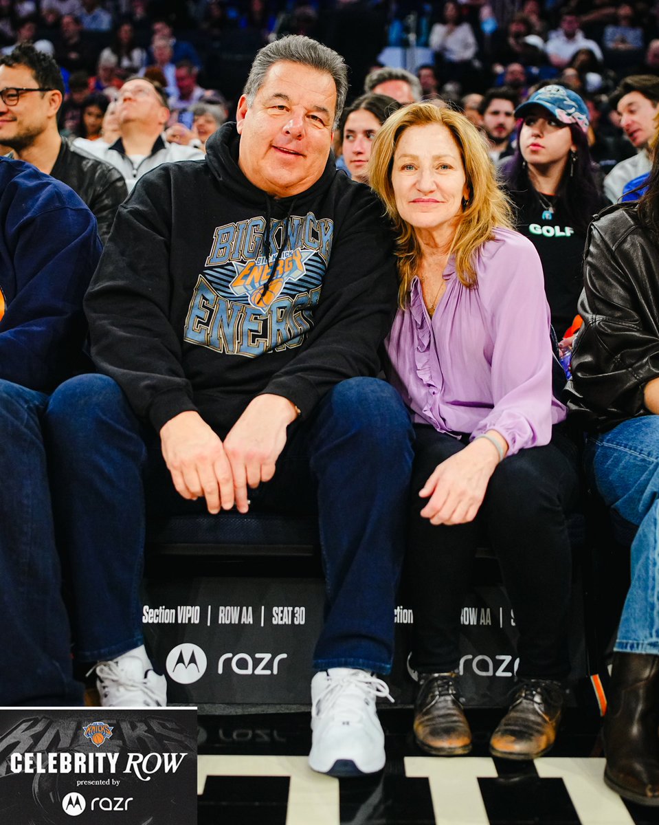 NEW YORK KNICKS tweet media