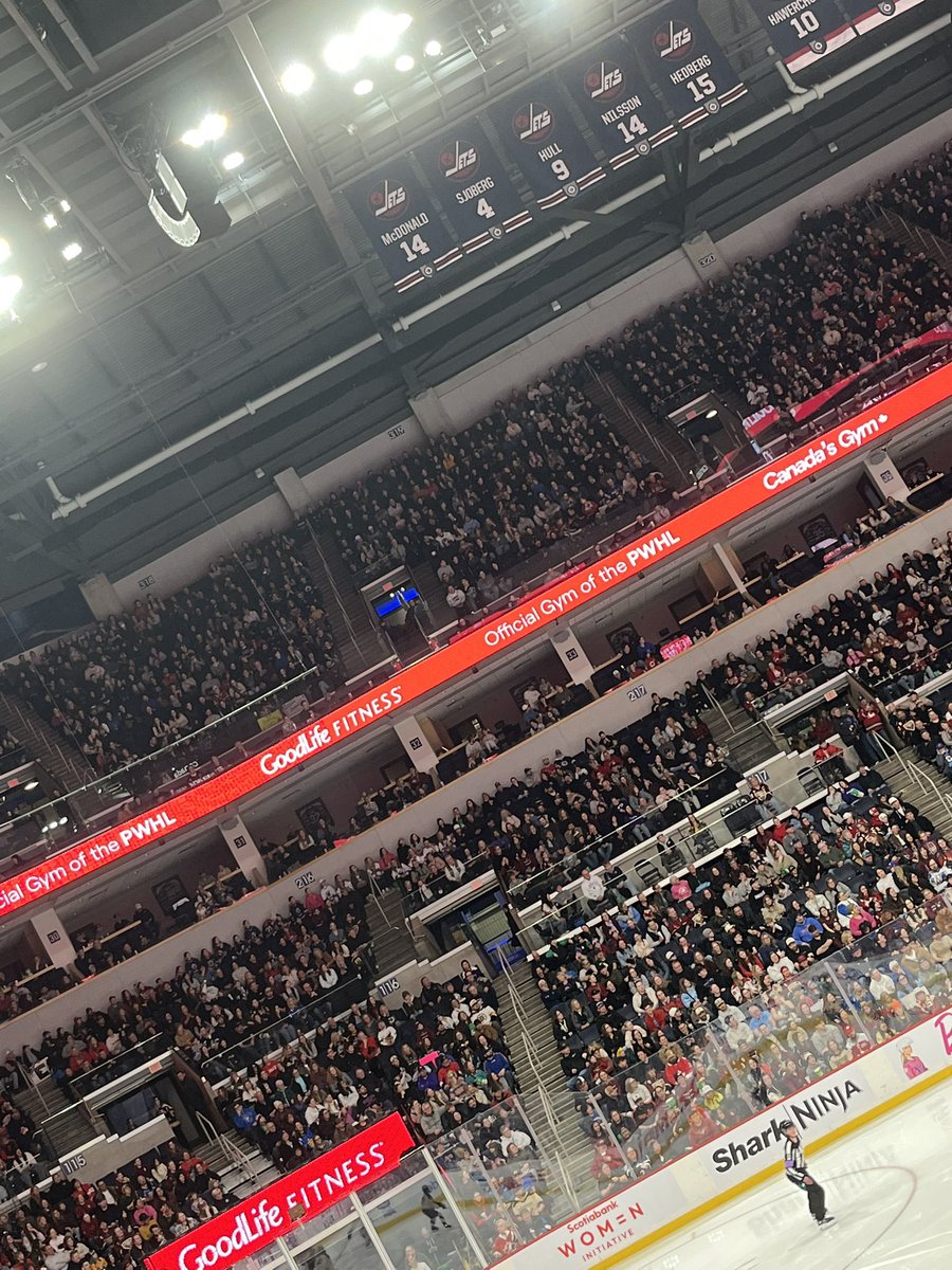 Kaye 👓🦎🩷💚 tweet media