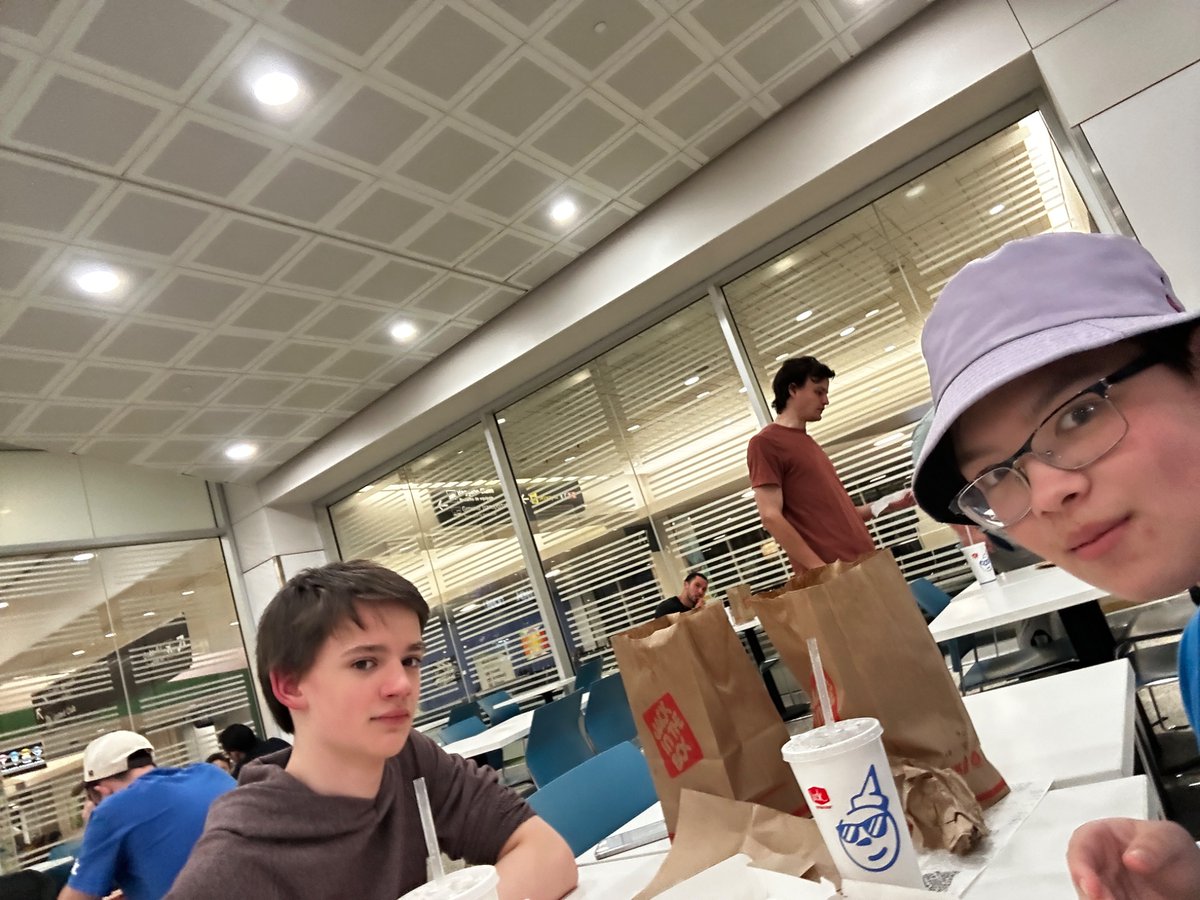 FrankieEX tweet media