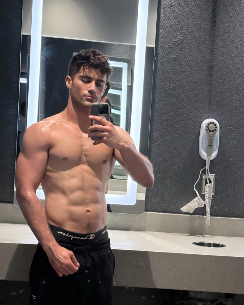 maxehrich tweet media