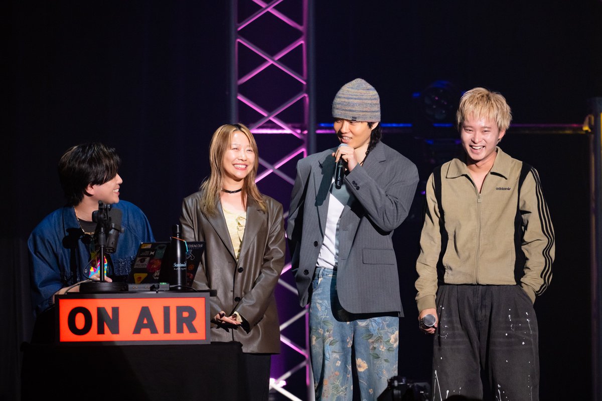 S-POP LIVE tweet media