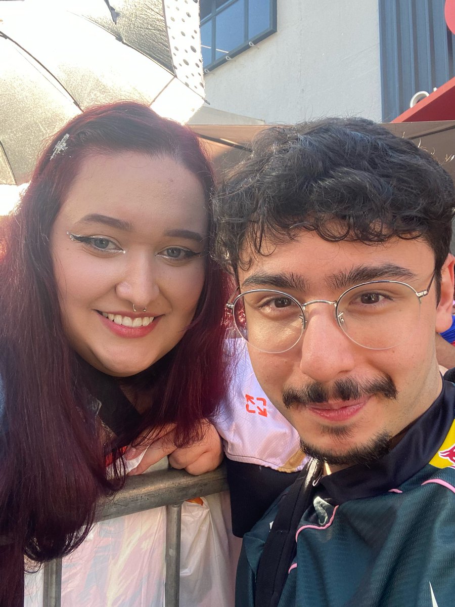 gabi ♡ g2 tweet media