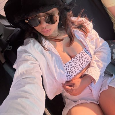 flaca, pero no tu flaca!☃️ tweet media