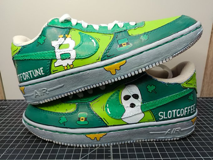 slotcoffee tweet media