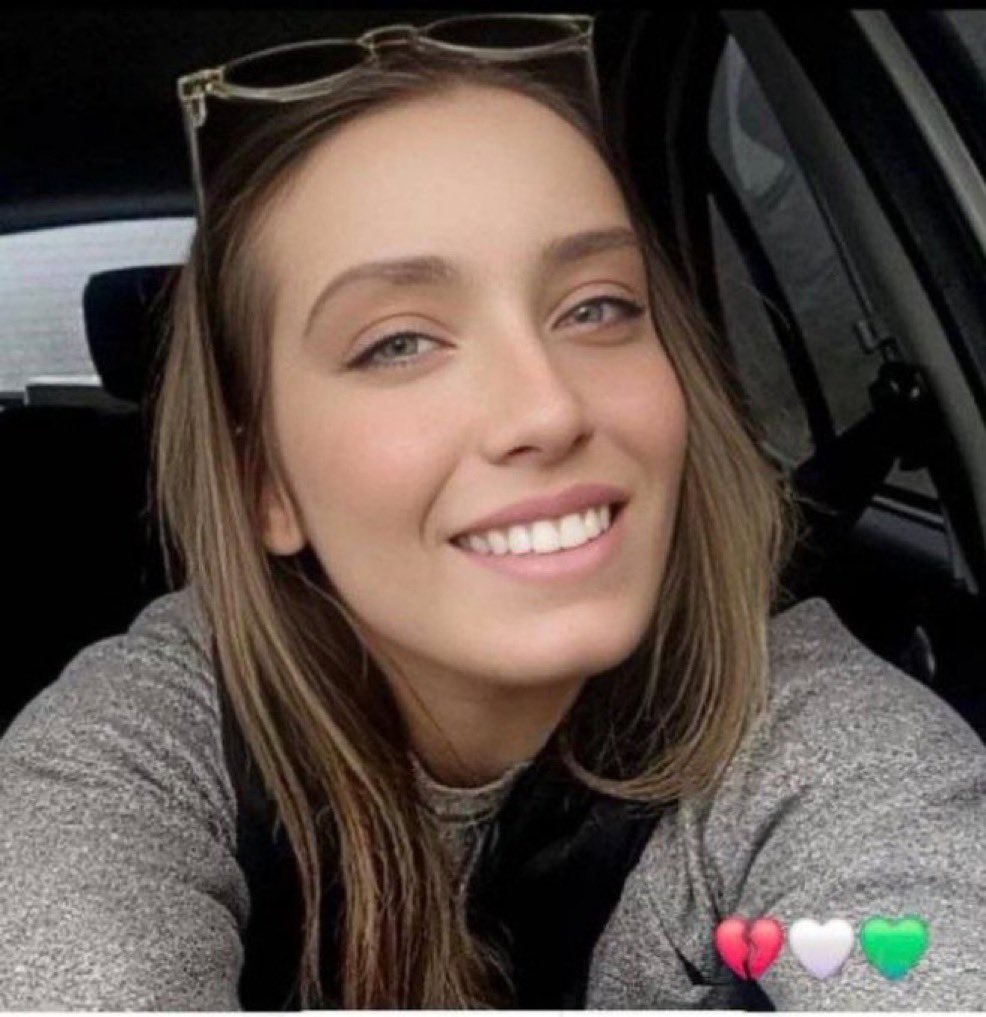 فرزند ايران #شكيلا_قاسمى اهل كرمان 
تا کنون خبری از وضعیت او در دسترس نیست 

صدای او باشیم 
#IranMassacre‌