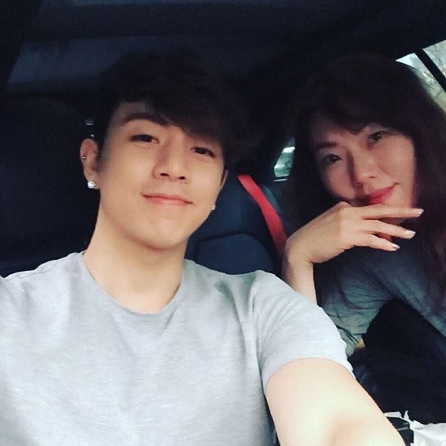 𝔞𝔯𝔬🕷️𝔦𝔰 𝔦𝔫 𝔞𝔳𝔞𝔩𝔬𝔫 tweet media