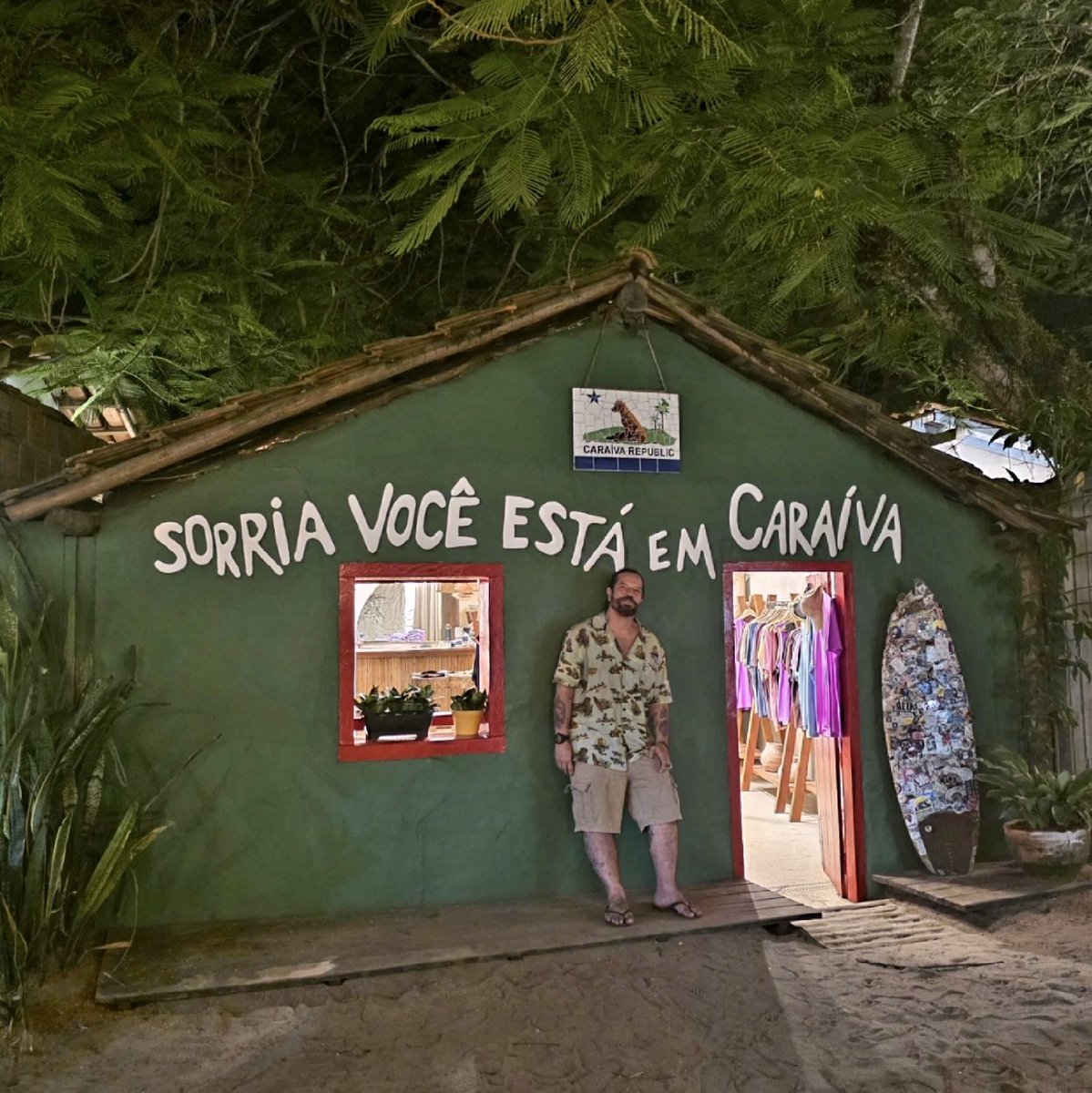 thedytnc's tweet photo. Já estou com sdds!! Queria sair dessa terra nunca mais! ❤️✌️ https://t.co/7sP9dr3d0I