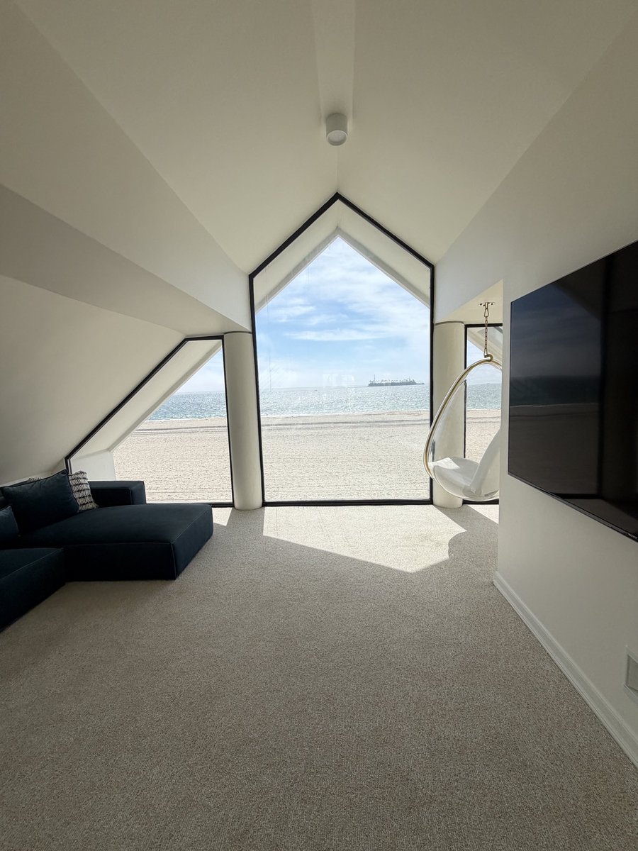 RealEstateDude tweet media