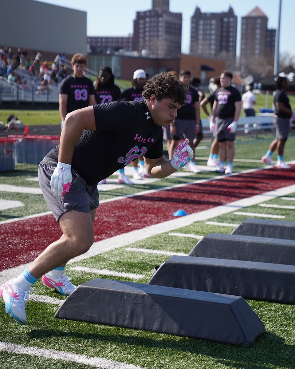 Billy Tucker tweet media