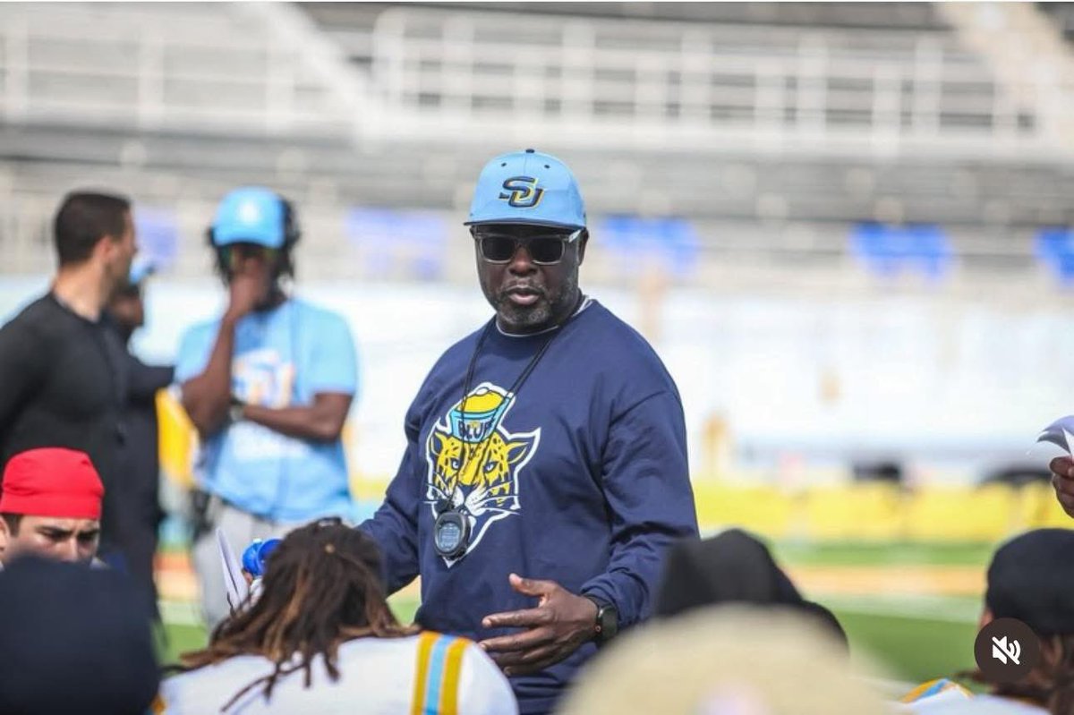 Anthony Lawrence Collection tweet media