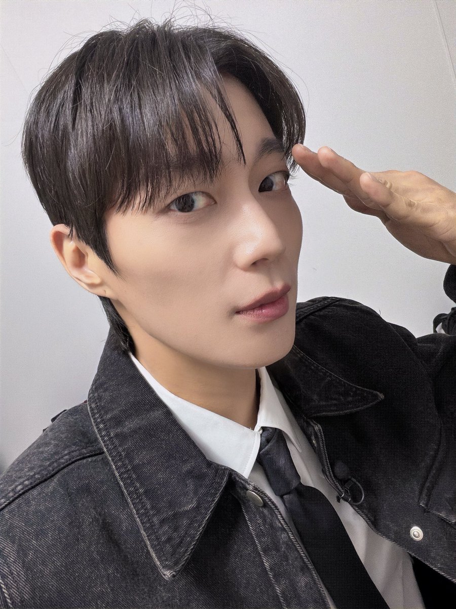 하이라이트(HIGHLIGHT) tweet media