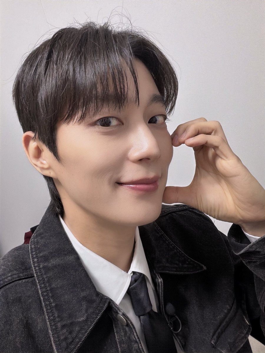 하이라이트(HIGHLIGHT) tweet media