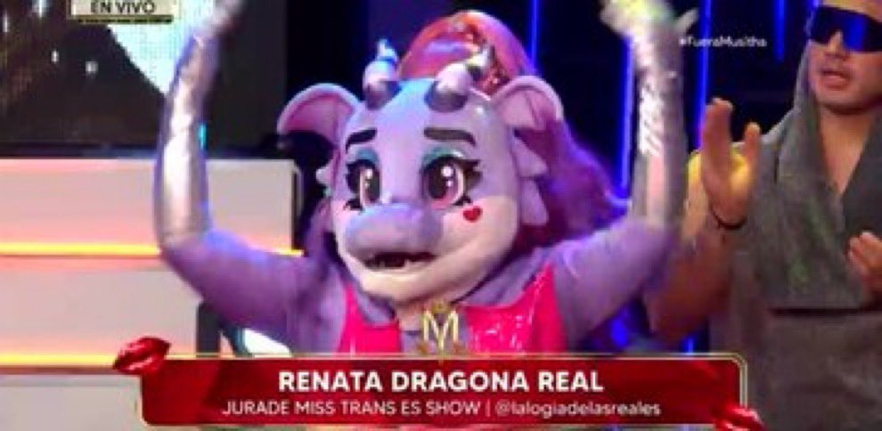 ar2_mx's tweet image. :#Ar2Reflexión🦎🤔:
Lo ocurrido ayer en el estadio BBVA de los @Rayados hizo enojar a los regios, no toleran que les digan NACOS o CORRIENTES. ¿Han llegado a ver los programas de @multimediostv? Son el fiel retrato de los regios como sociedad.