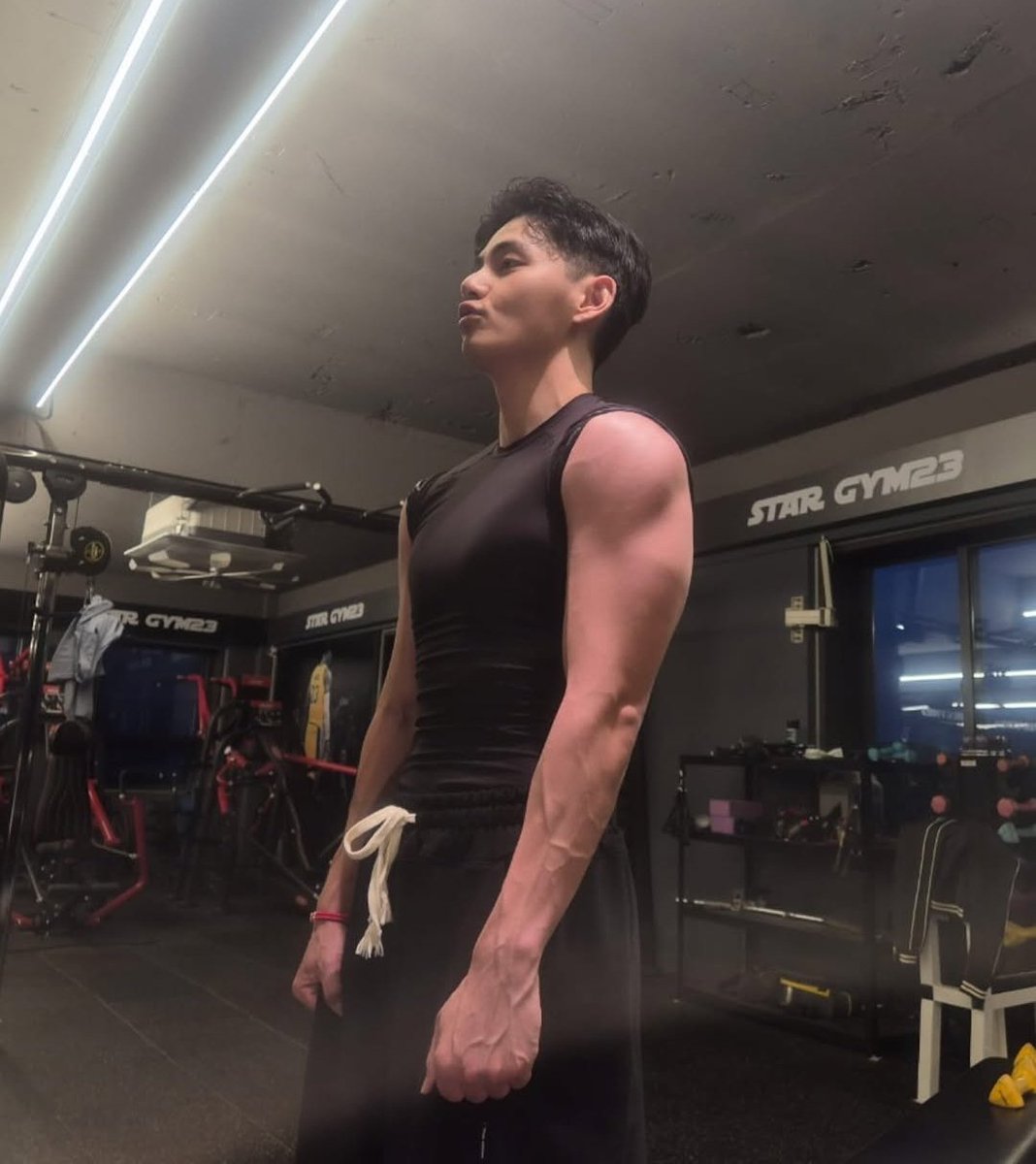 L i n n a 🍃 tweet media