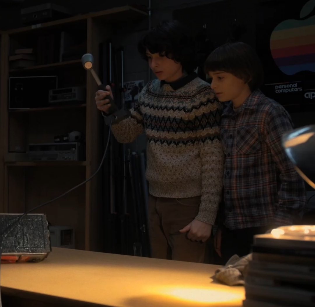 ǝoɾ ♱ tweet media