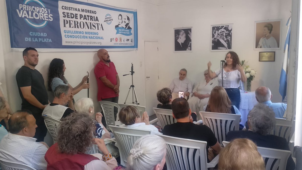 Agrupación LÍO tweet media