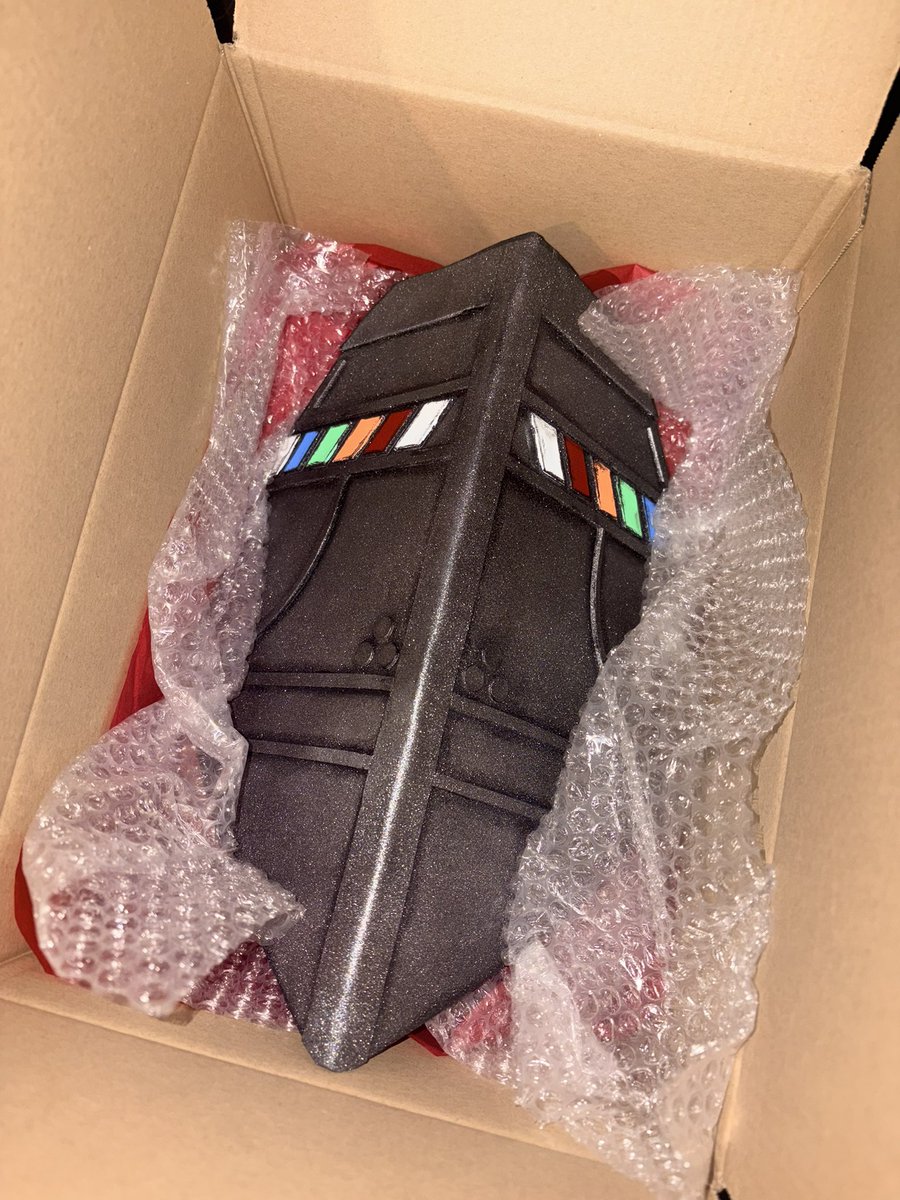 Kingcosmore tweet media