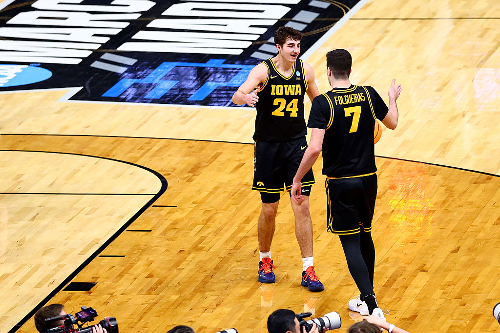 Pete Thamel tweet media