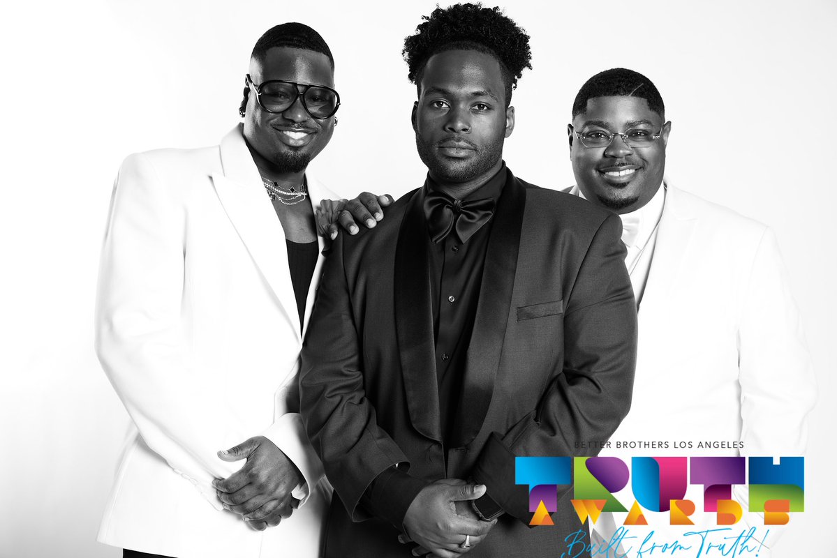 chronically right tweet media